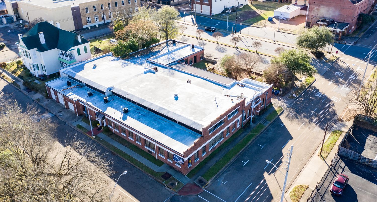 208 E Burleson St, Marshall, TX 75670